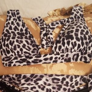 Bathing suit